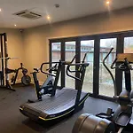 Willow Warbler - Hm112 - Lower Mill Estate Penthouse Apartment With Spa Access