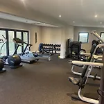 Willow Warbler - Hm112 - Lower Mill Estate Penthouse Apartment With Spa Access