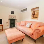 The Snug At Arlington Mill
