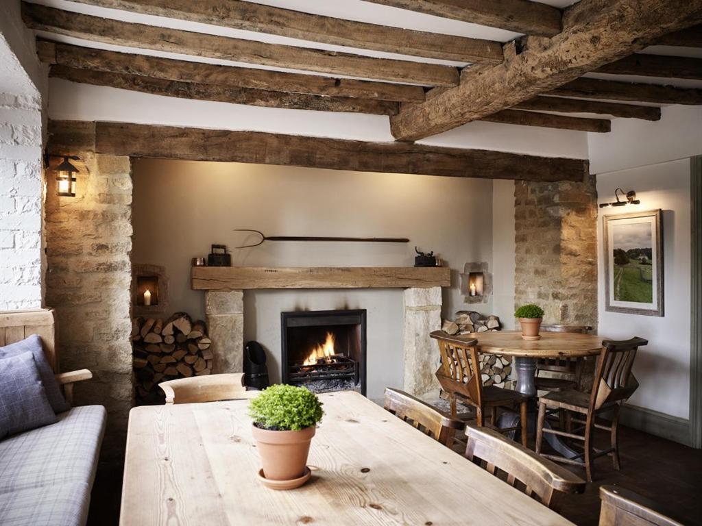 The Masons Arms 3* Cirencester
