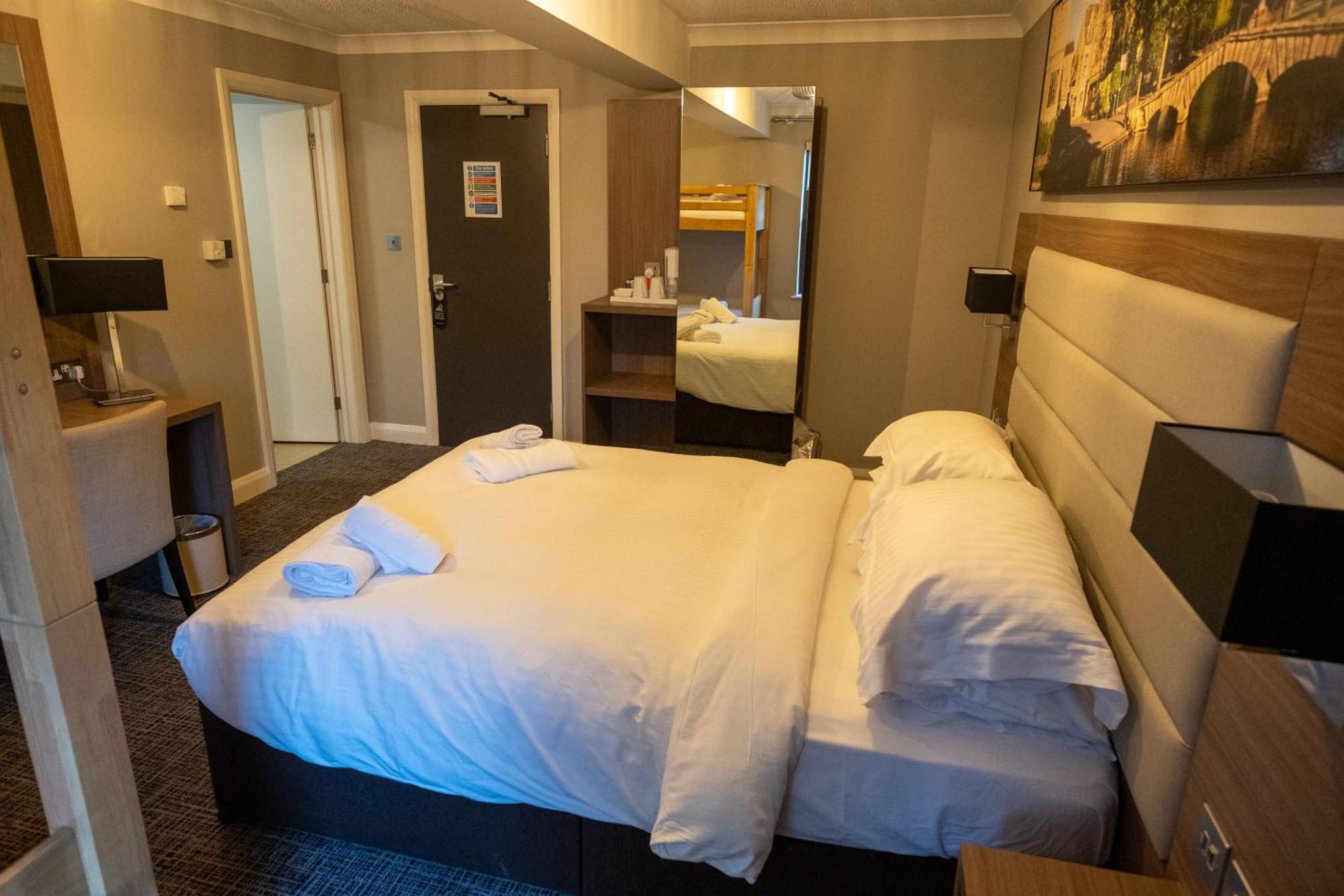 Hotel Riverside 3*