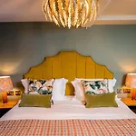 Ingleside House