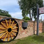 Apsley Villa Guest House.