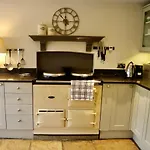 Manor Cottage