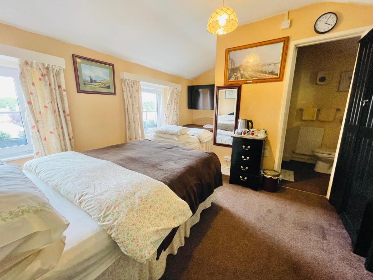 Apsley Guest House. Bed & Breakfast