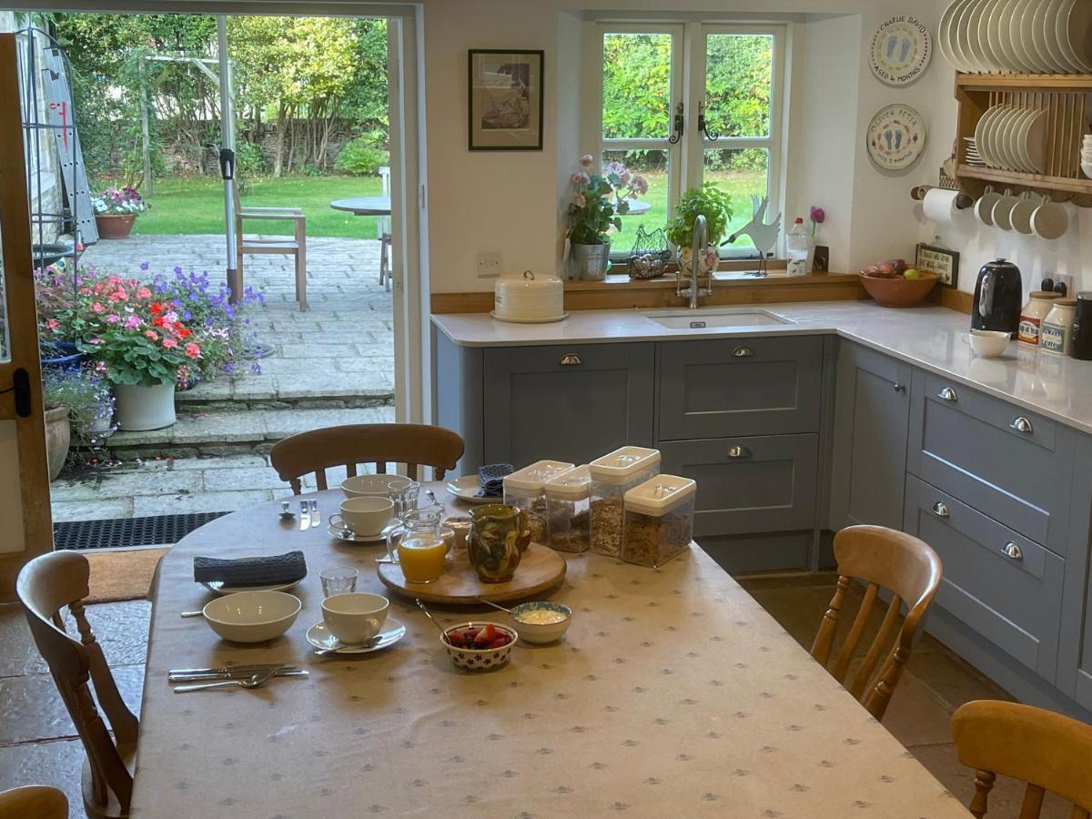 Bed & Breakfast The Long House