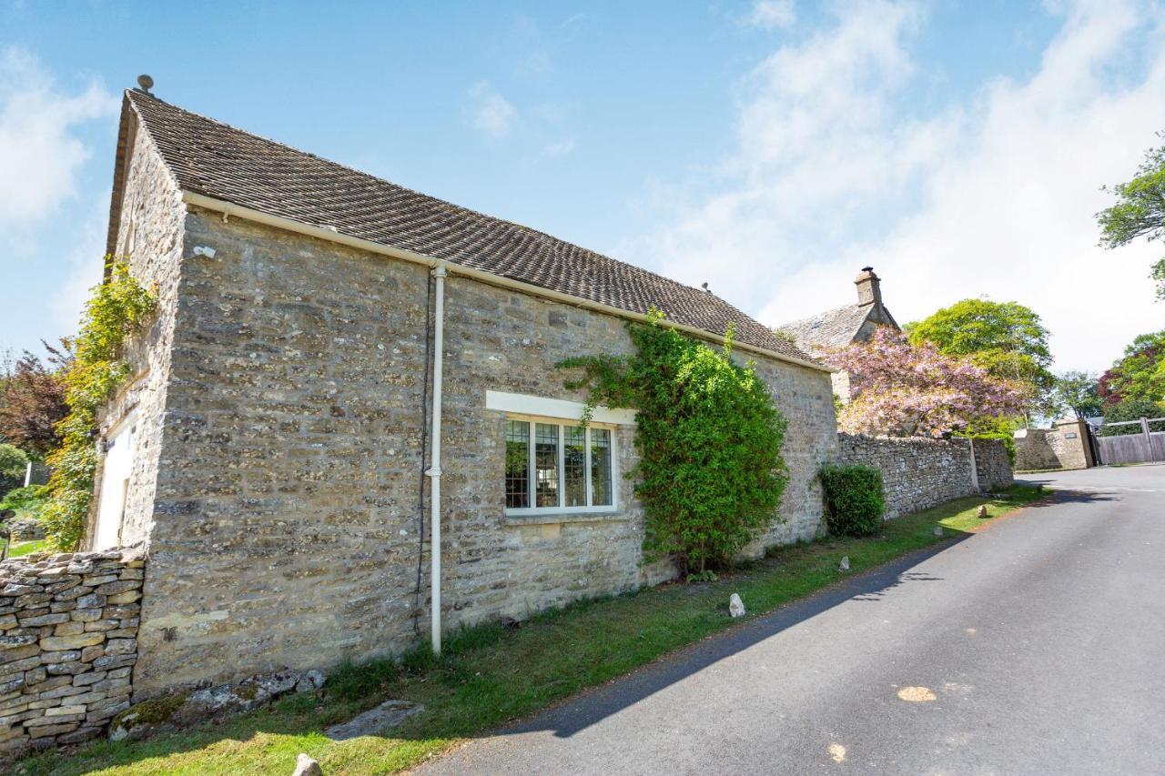 Holiday home The Long Barn *