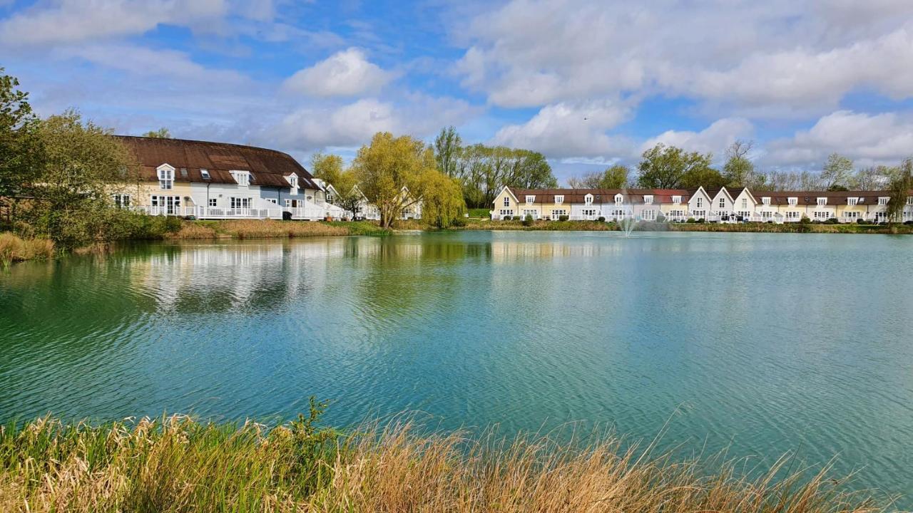 Holiday home Charming House Nature Retreat In Cotswold Water Park, South Cerney Near