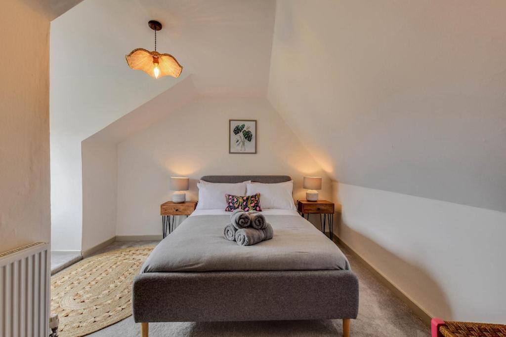 Cheerful 3 Bed Grade Ii
