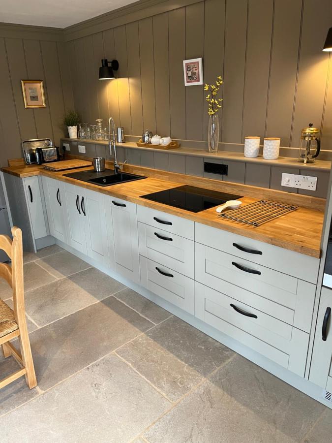 Luxury @ Ewen Barn - Private 5* Retreat