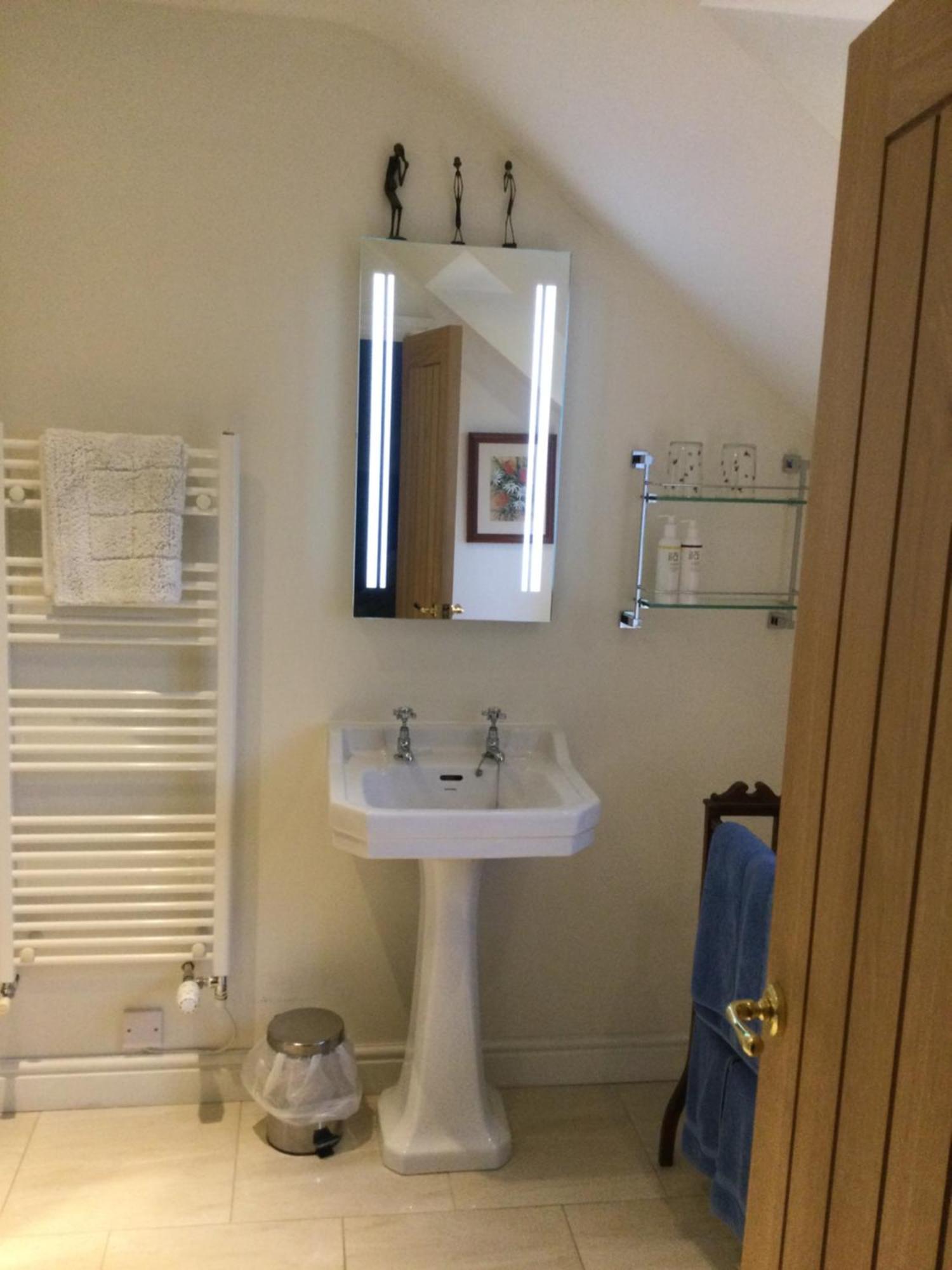Field End House Strawberry Lane Meysey Hampton * Cirencester