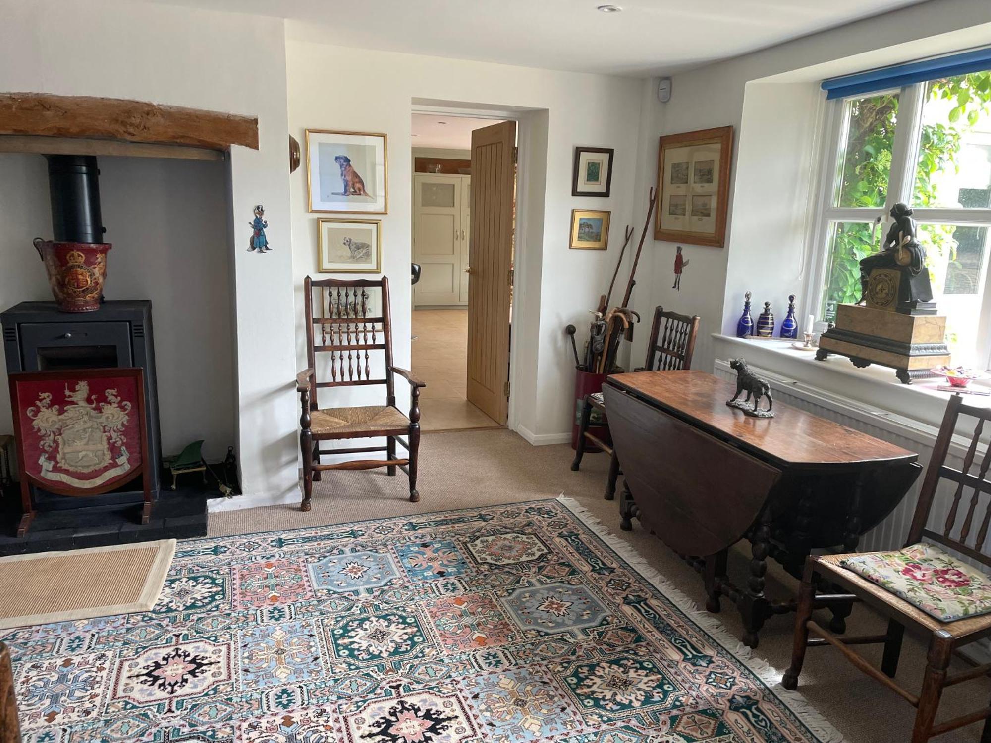 Field End House Strawberry Lane Meysey Hampton