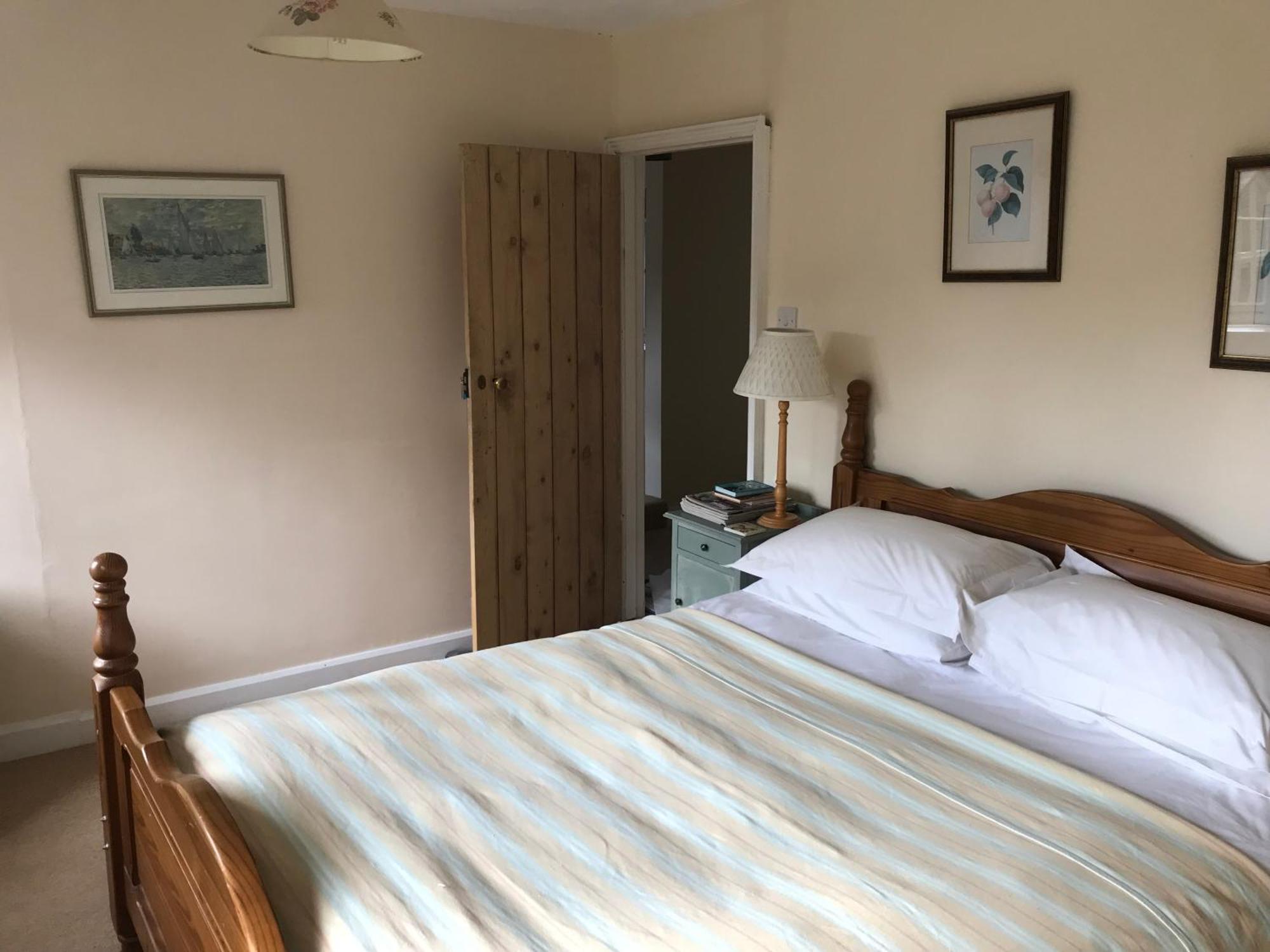 The Long House Bed & Breakfast Cirencester