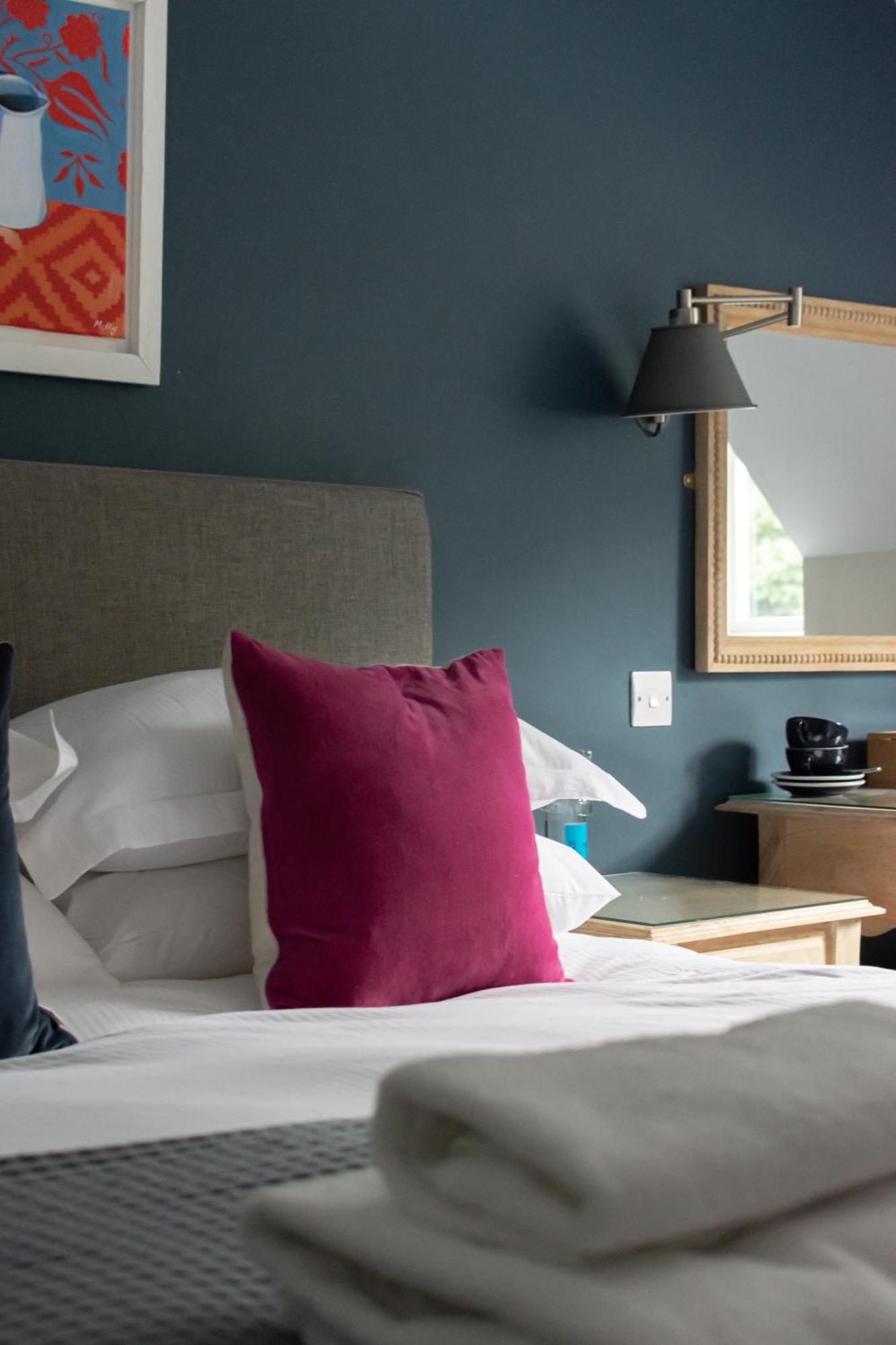 The Stump 3* Cirencester