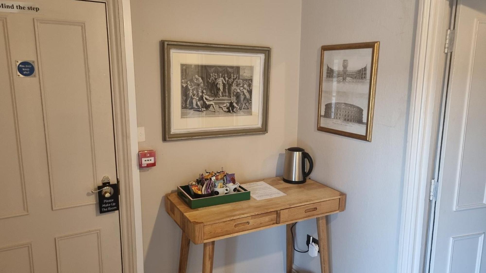 The Golden Cross Inn 3*